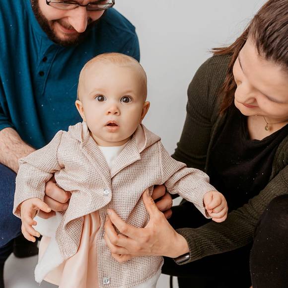 Meet your Posher, Courtney - Picture 1 of 1